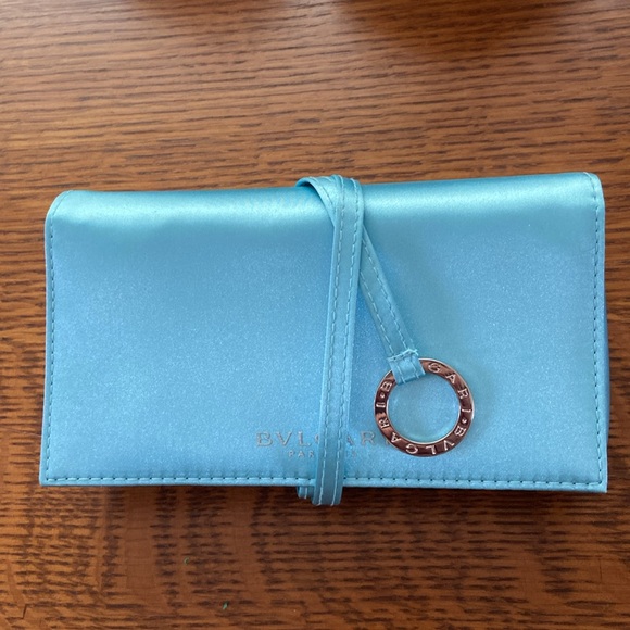 Bulgari parfums satin clutch light blue - Picture 8 of 11